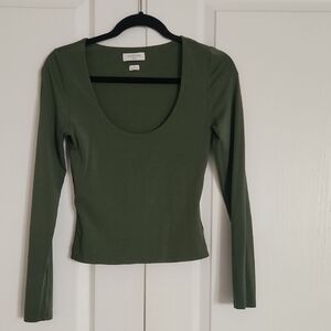 Aritzia Contour Scoopneck Top